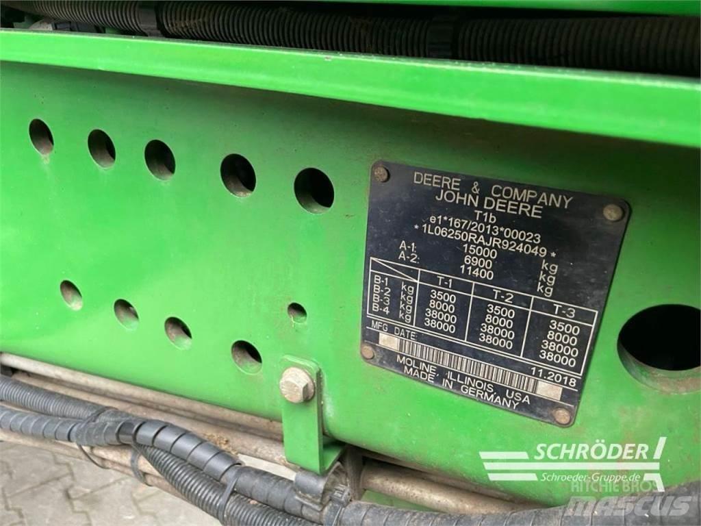 John Deere 6250 R Trattori
