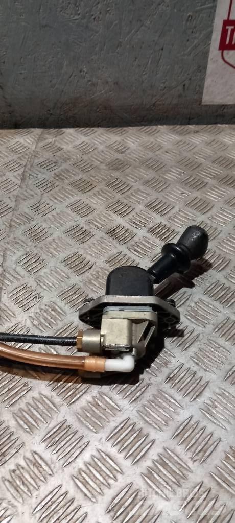 MAN TGA    81523156185 Cabine e interni