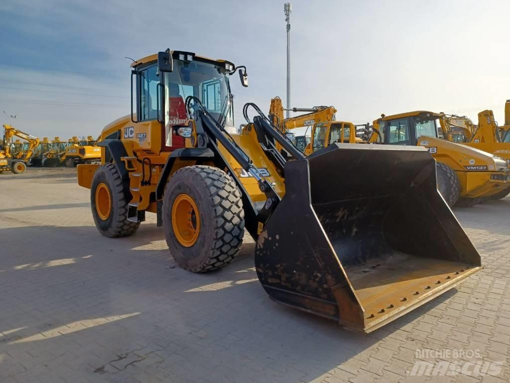 JCB 427 HT Pale gommate