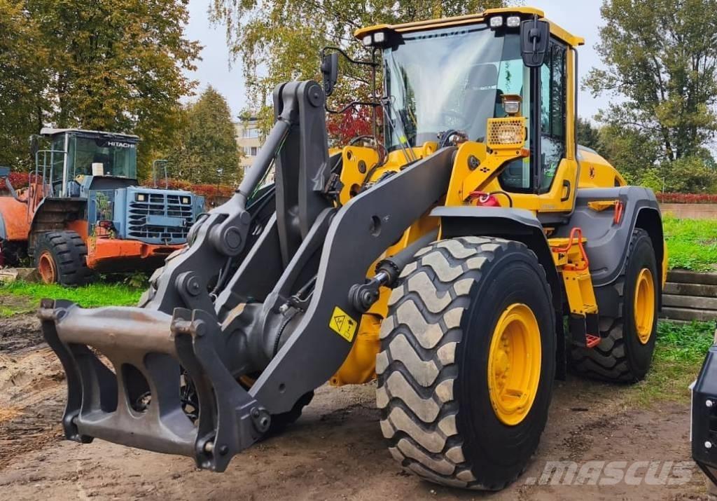 Volvo L 110 H Pale gommate