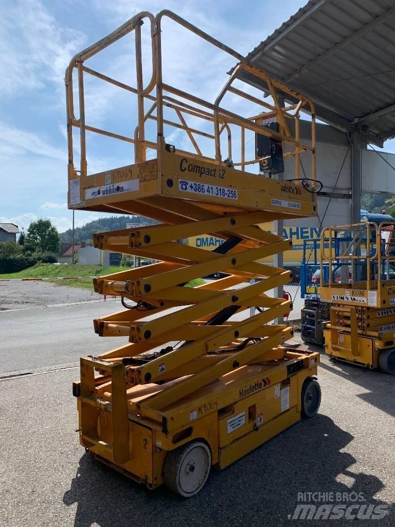 Haulotte Compact 12 Piattaforme a pantografo