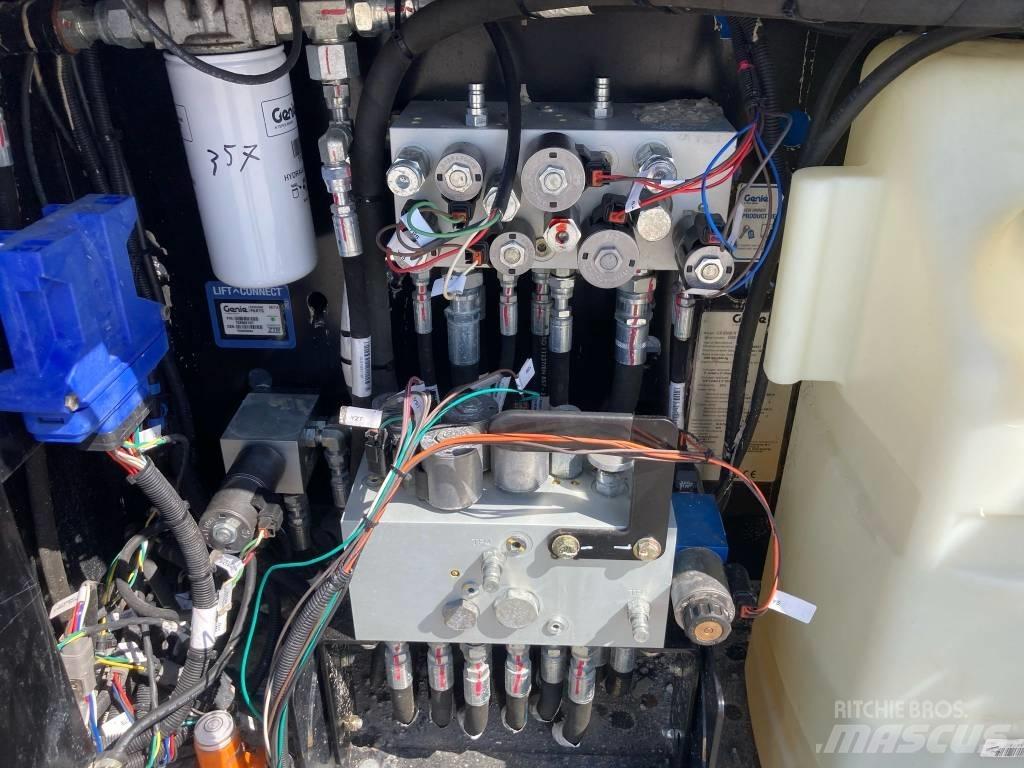 Genie GS 3369 Piattaforme a pantografo