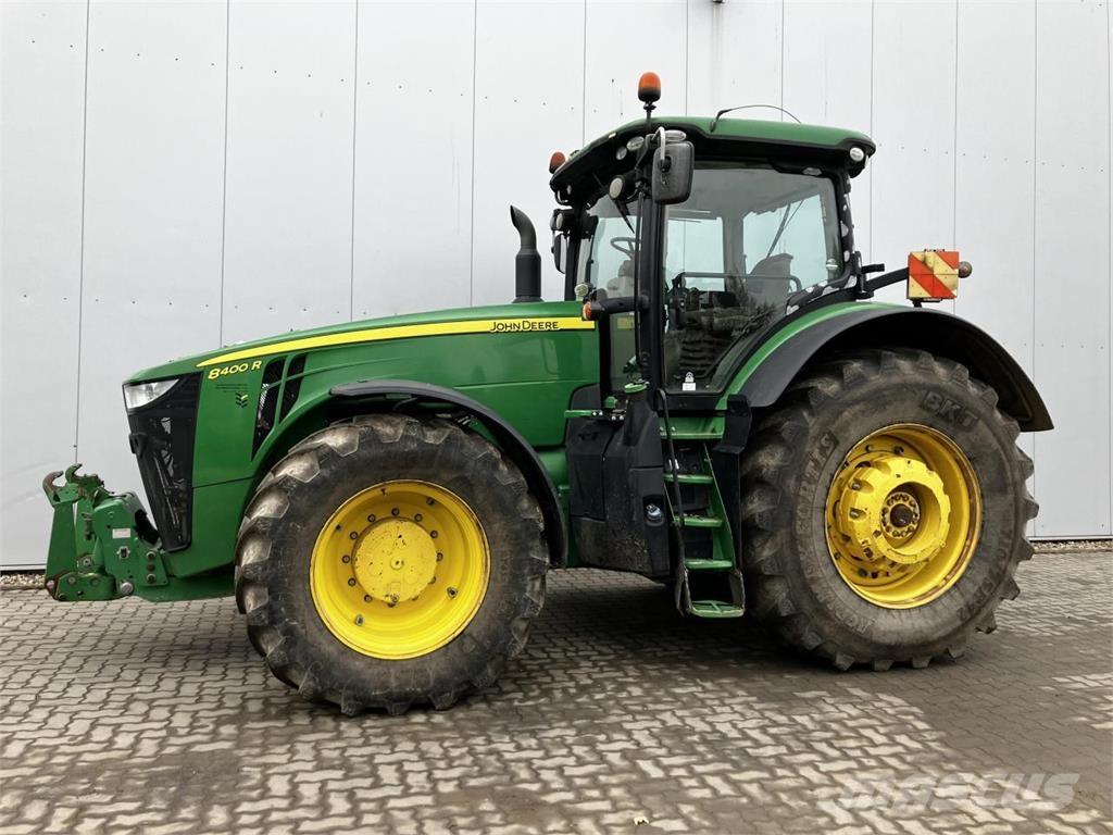 John Deere 8400R Trattori