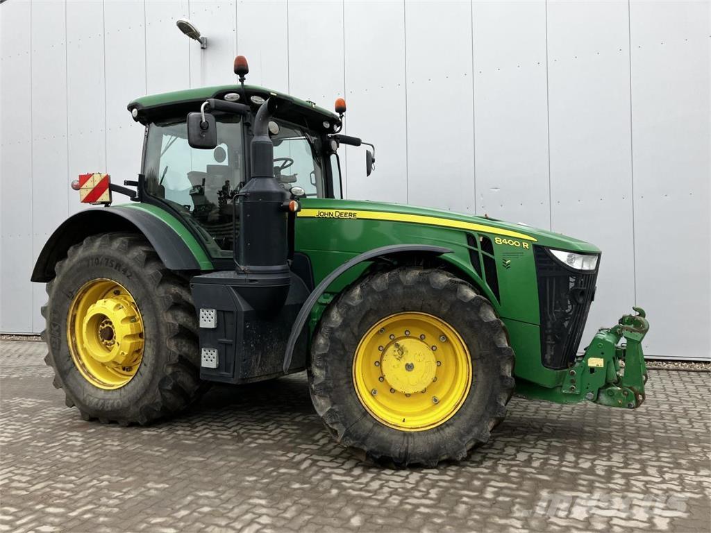 John Deere 8400R Trattori