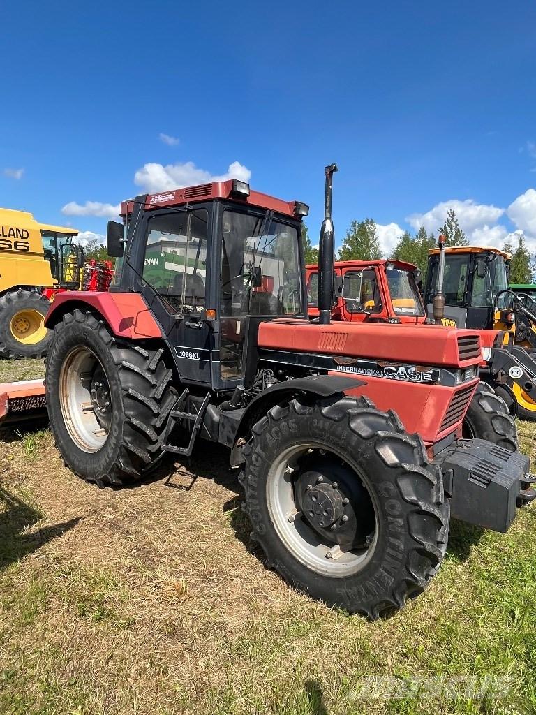 Case IH 1056 XL A Trattori
