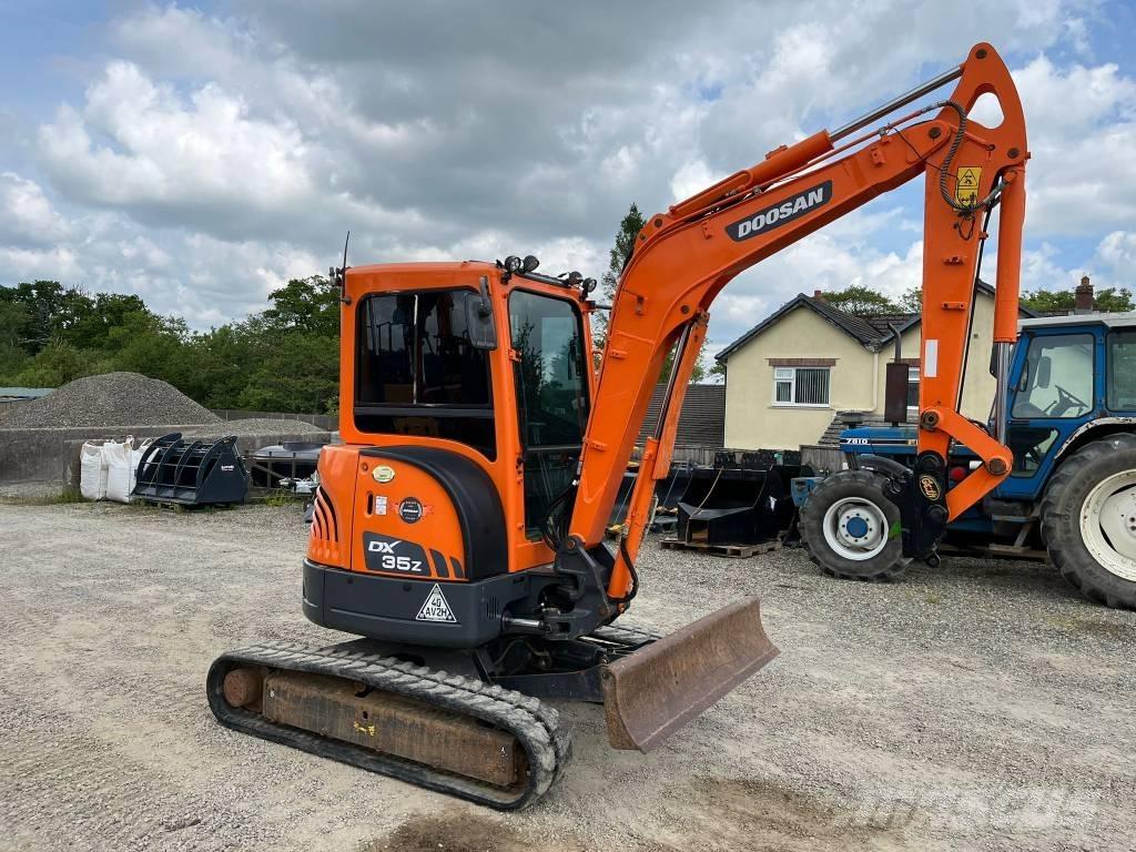 Doosan DX35Z Miniescavatori