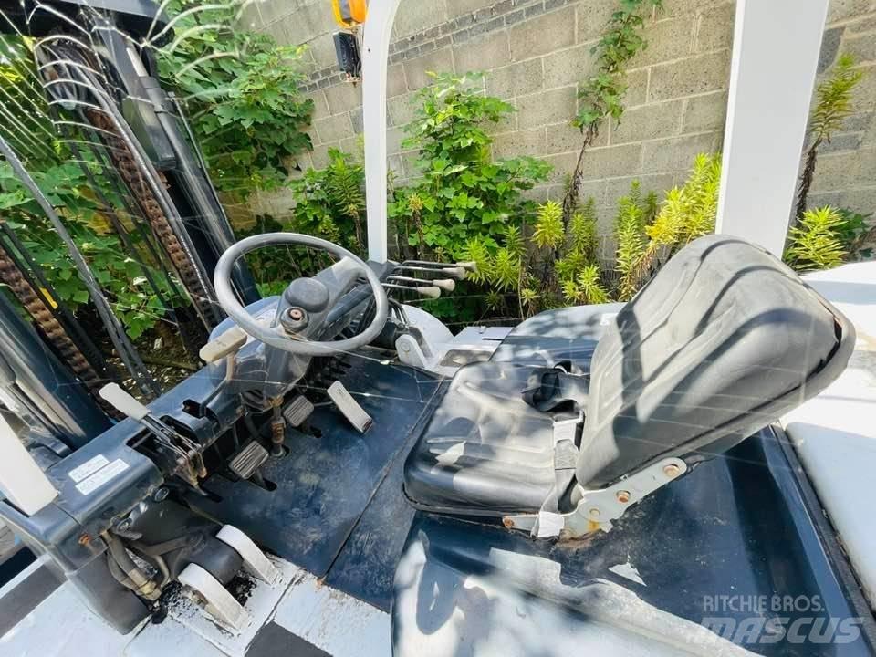 TCM FD100Z8 Carrelli elevatori diesel
