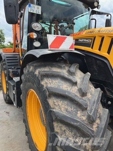 JCB Fastrac 4220 Trattori