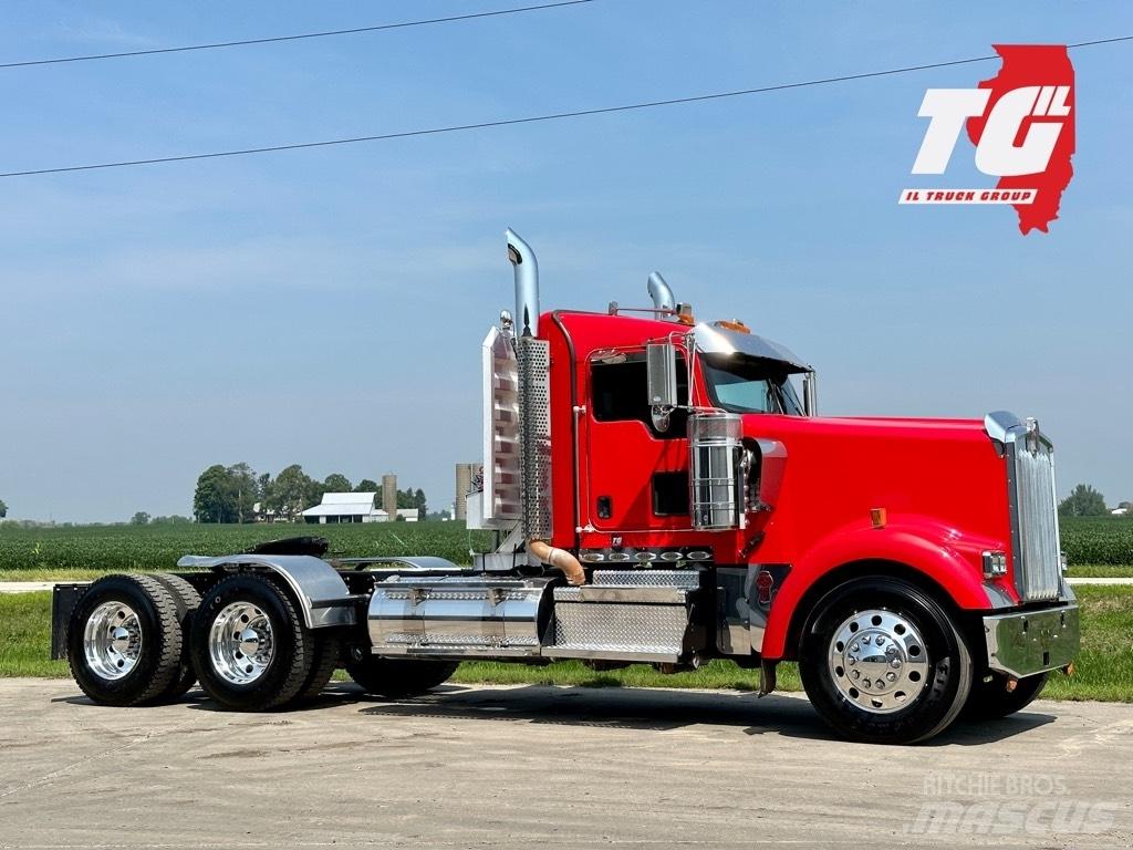 Kenworth W900 Motrici e Trattori Stradali