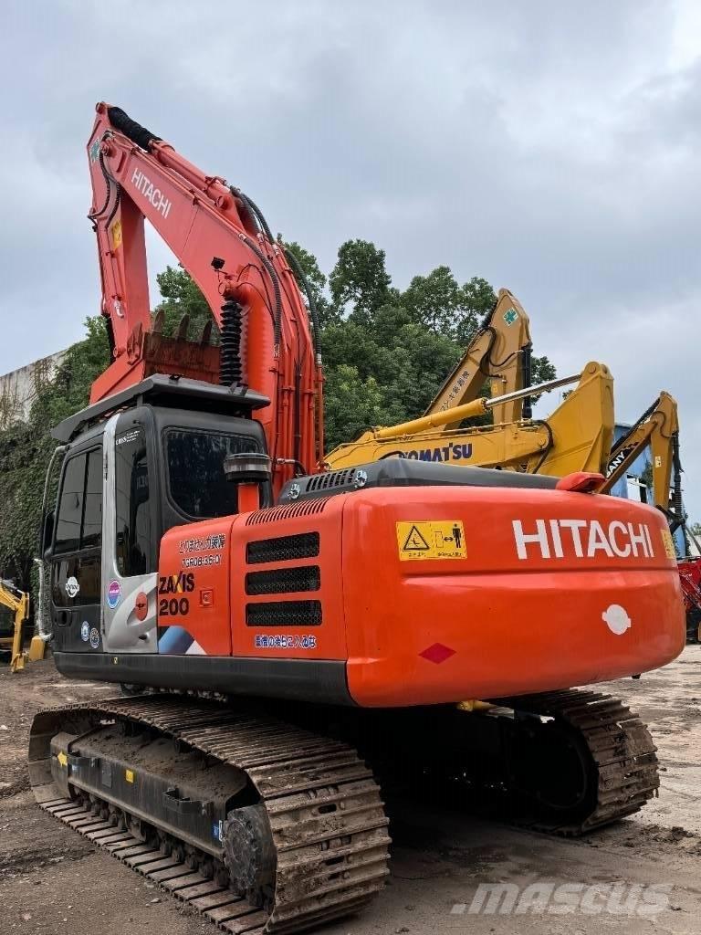 Hitachi ZX 200 Escavatori cingolati