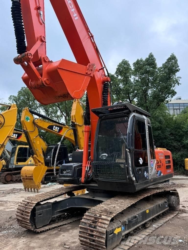 Hitachi ZX 200 Escavatori cingolati