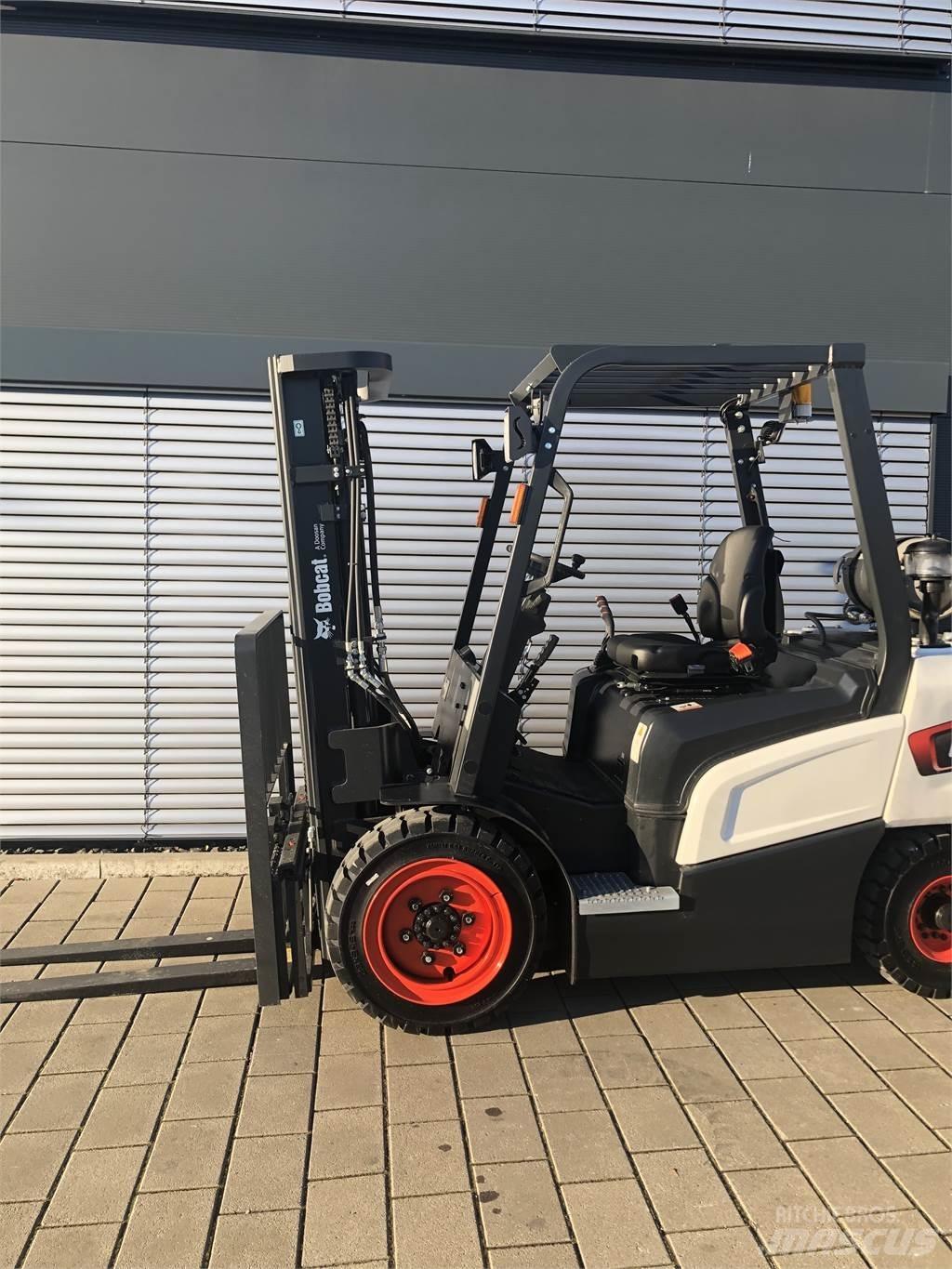  G30 NXP Carrelli elevatori GPL