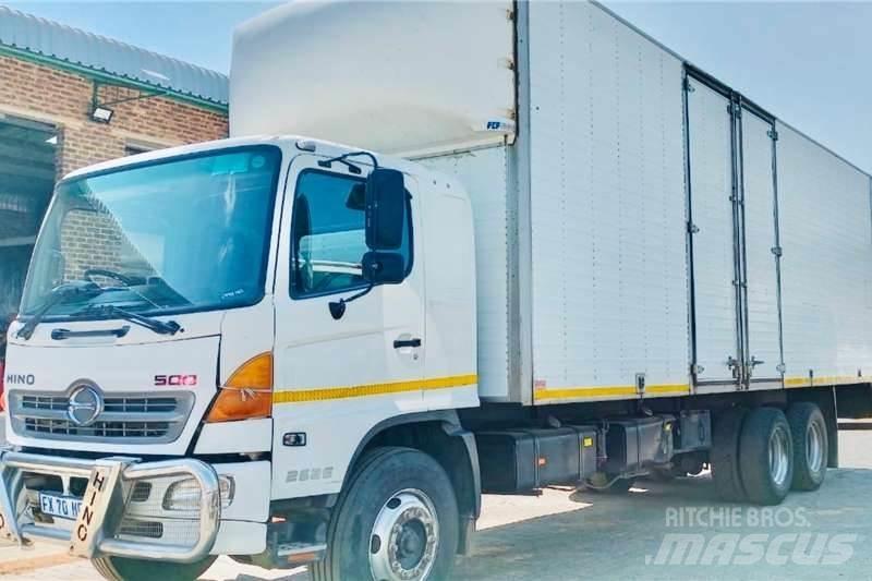 Hino 500 2626 Camion altro