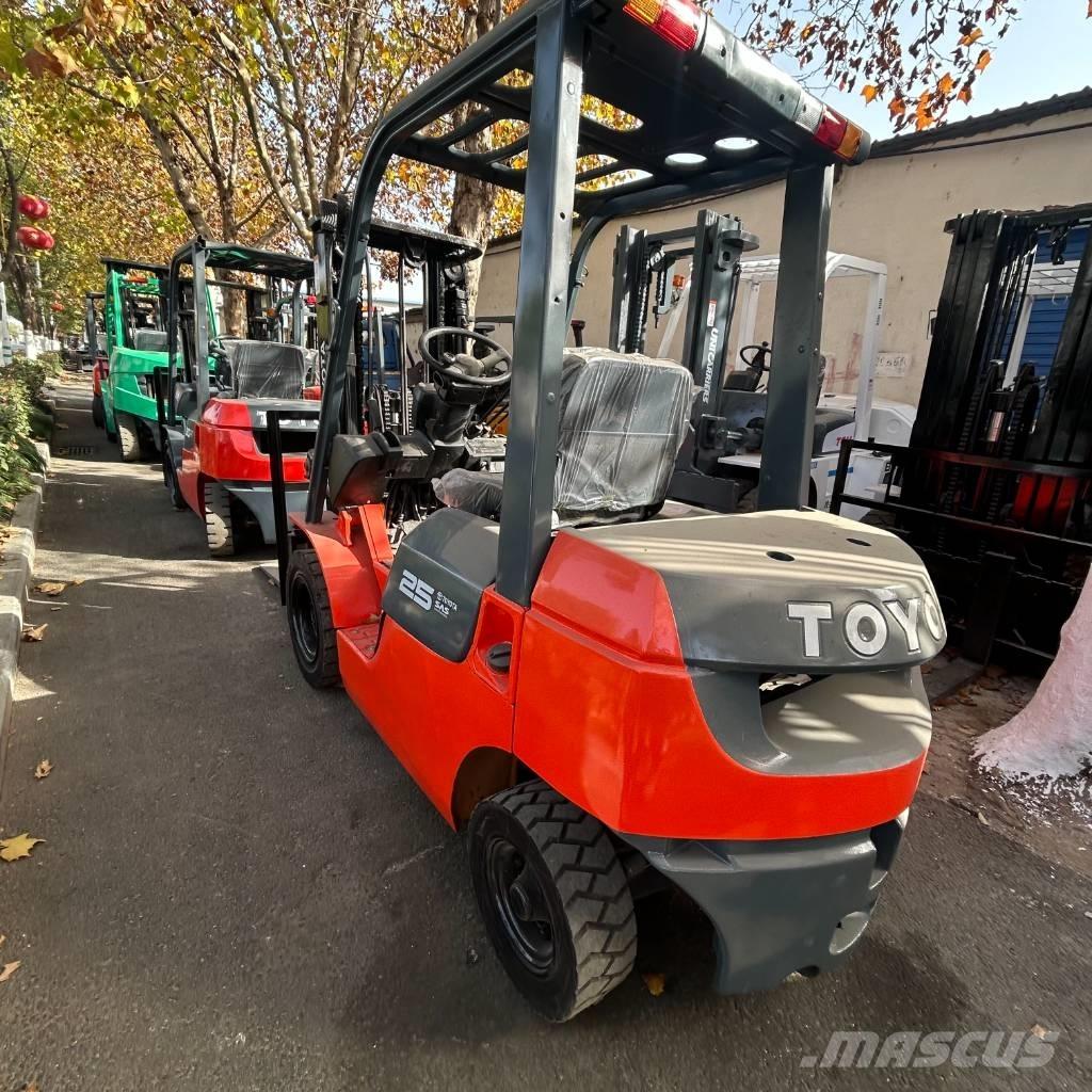 Toyota 2.5t Carrelli elevatori diesel