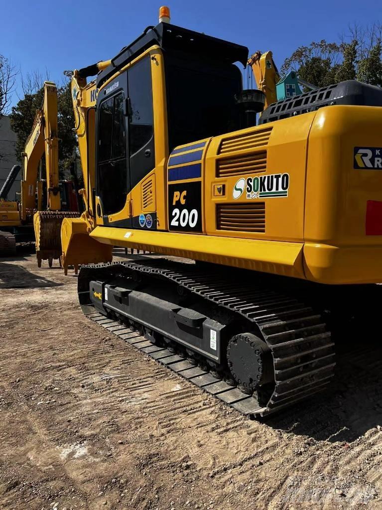 Komatsu PC 200-8N1 Escavatori cingolati