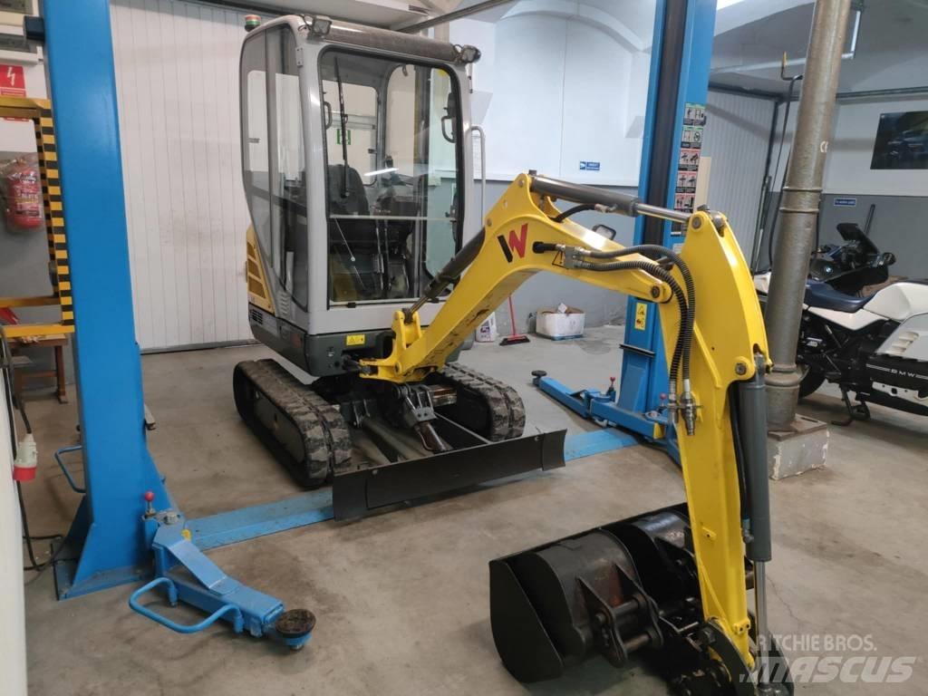 Wacker Neuson ET 16 Miniescavatori