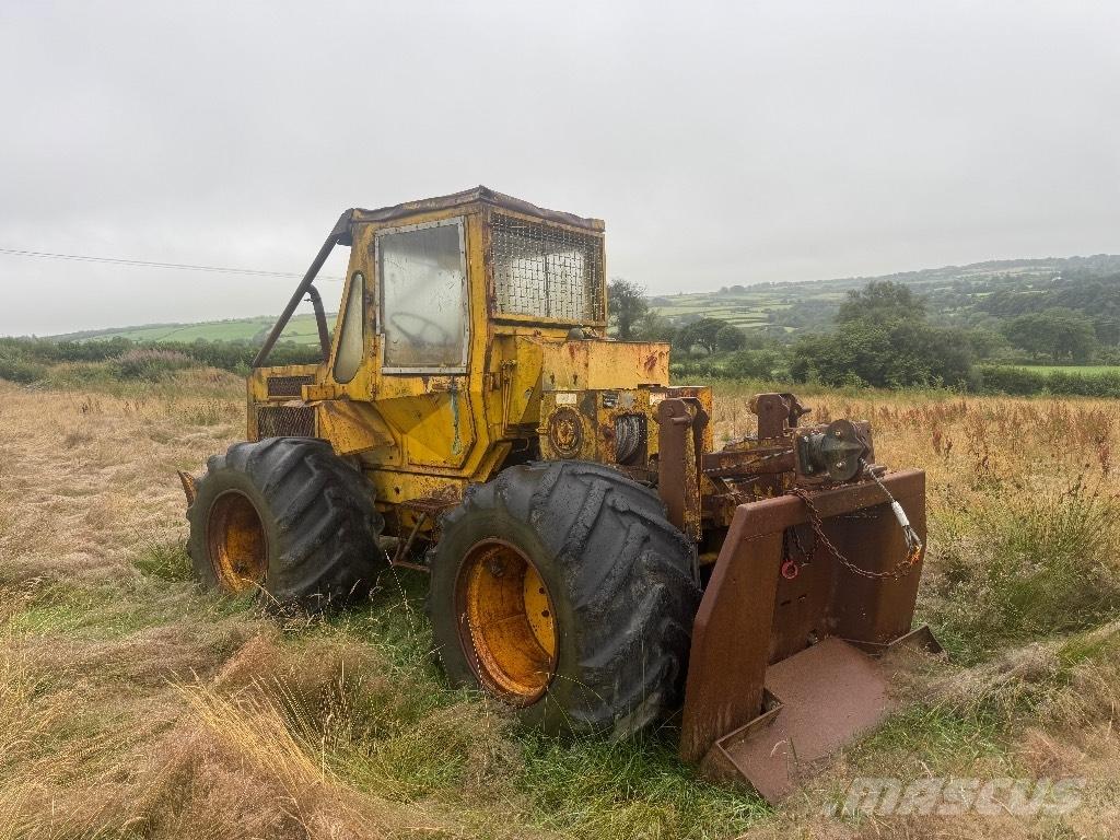 HSM 805 Trattori Forestali