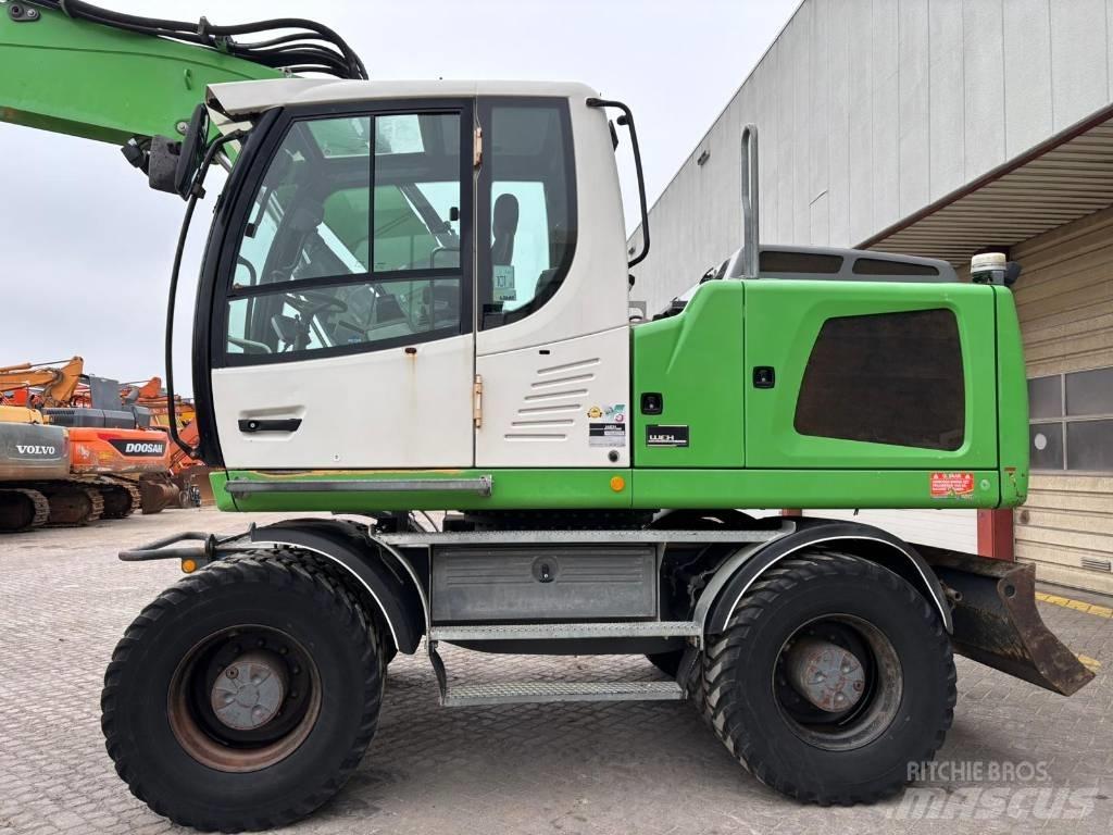 Liebherr A 918 Escavatori gommati