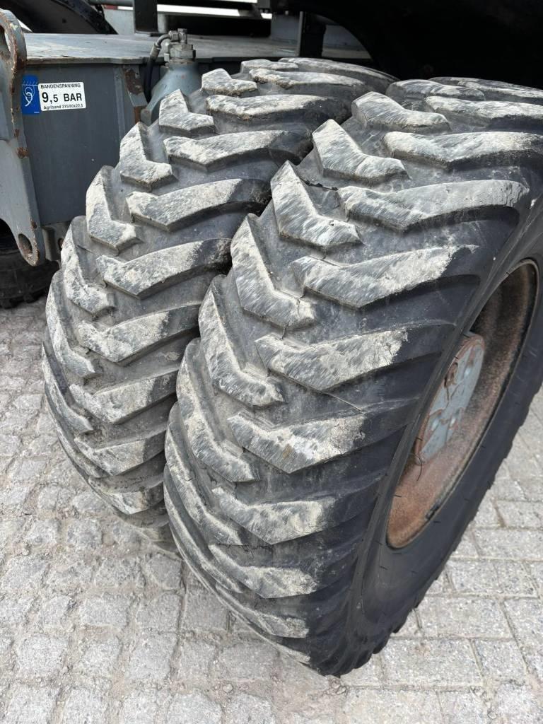 Liebherr A 918 Escavatori gommati
