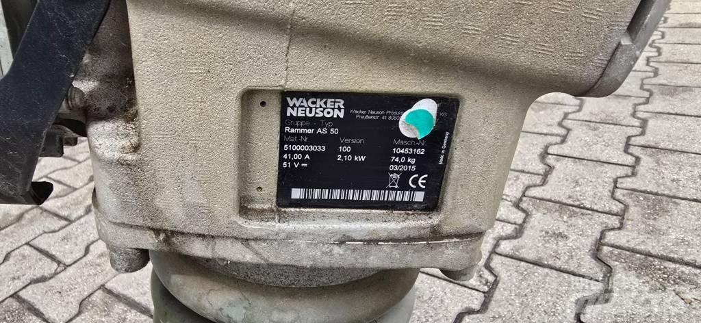 Wacker Neuson AS50e Vibrocostipatore verticale