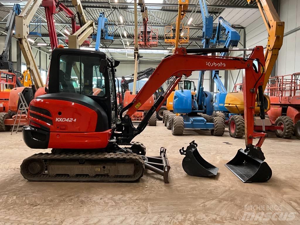 Kubota KX 042-4 Miniescavatori