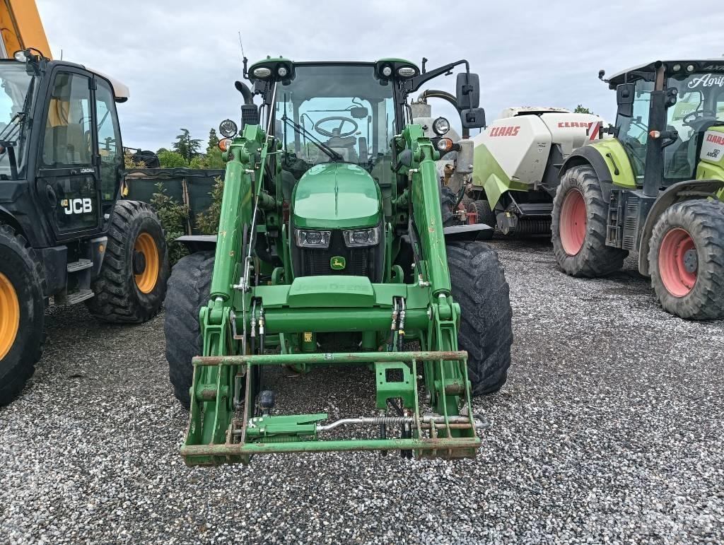 John Deere 5125 R Trattori