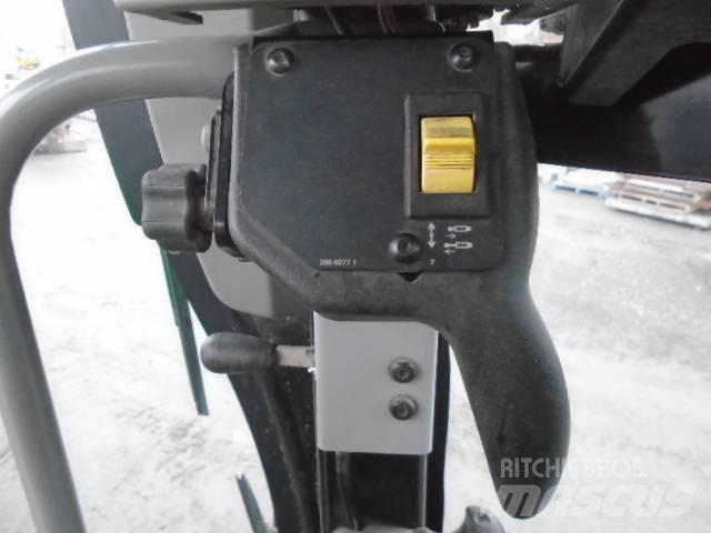 CAT 140 M 2 AWD Motorgraders