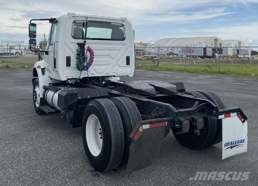 International MV607 Motrici e Trattori Stradali