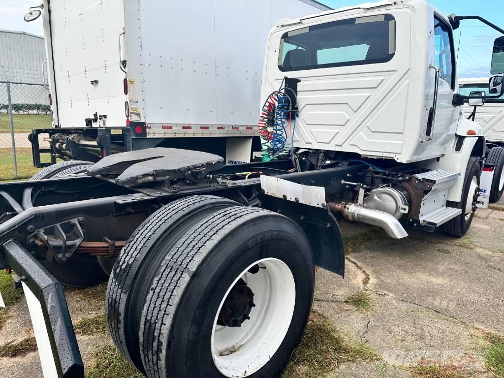 International MV607 Motrici e Trattori Stradali