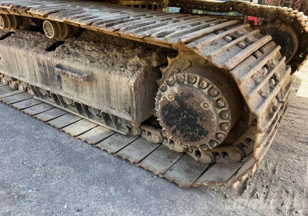 CAT 330 D L Escavatori cingolati