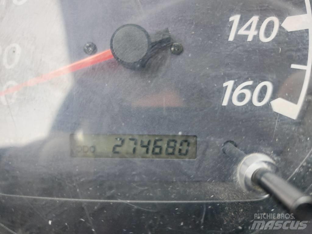 Isuzu NPR 85 Motrici centinate