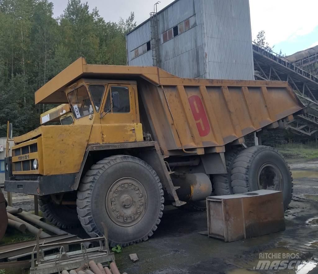 Belaz 7523 Dumper a telaio rigido