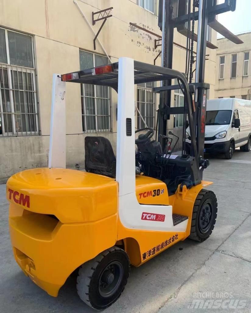 TCM FD30 Carrello retrattile