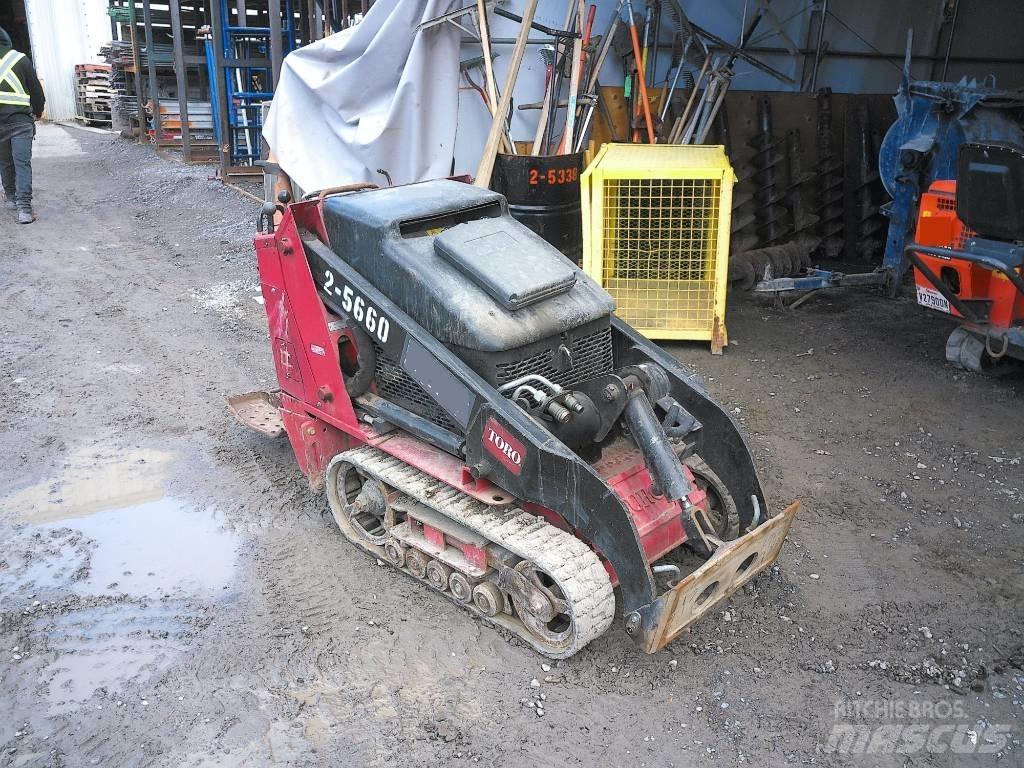 Toro DINGO TX525 Mini Pale Gommate