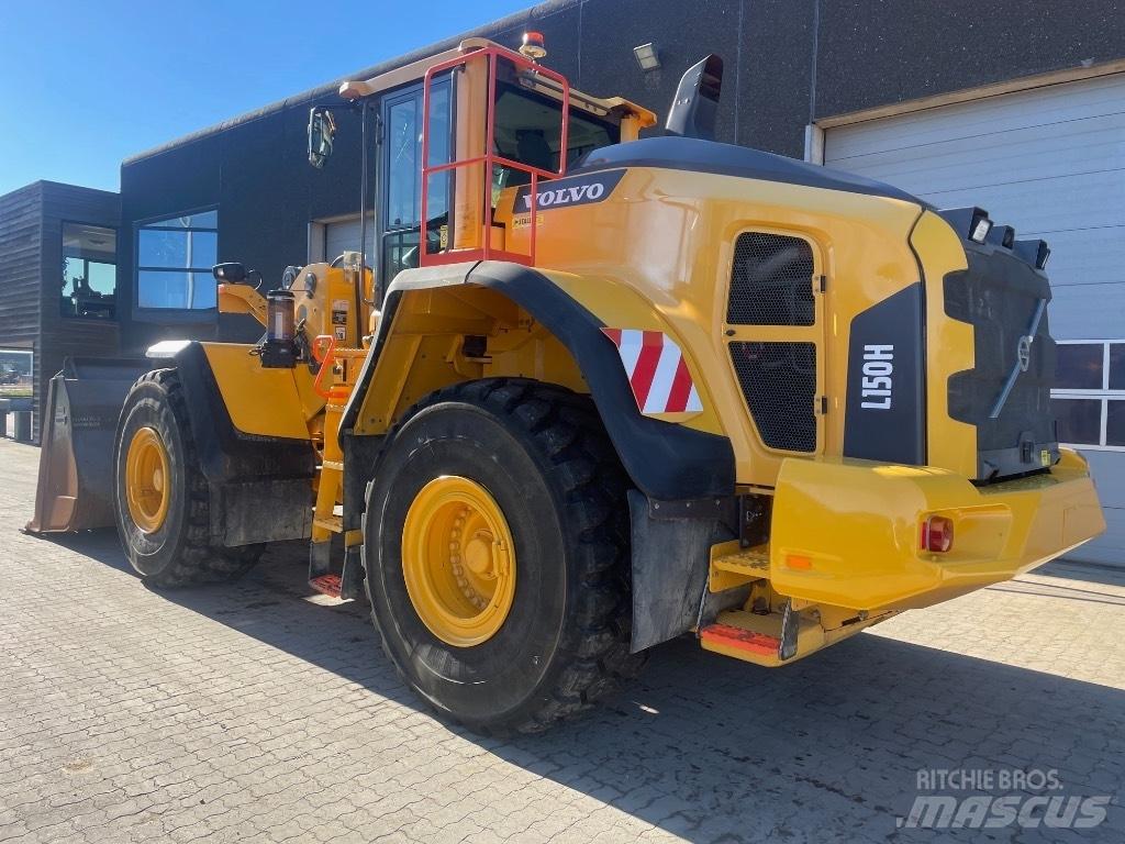 Volvo L150H Pale gommate