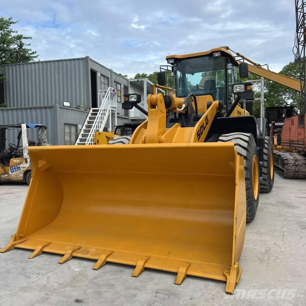 SDLG LG 956 L Pale gommate