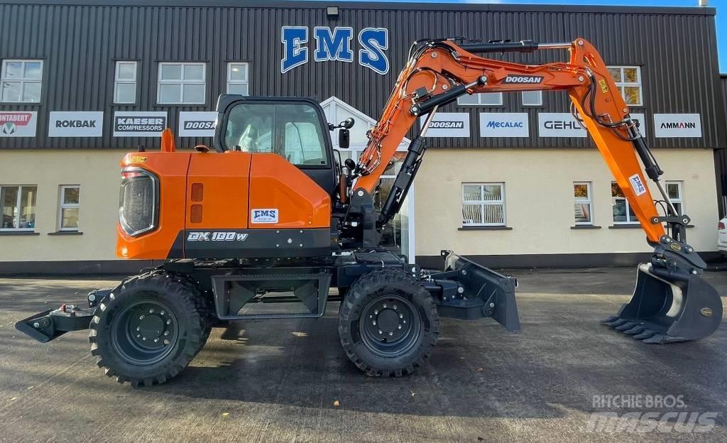 Doosan DX100W-7 Escavatori gommati