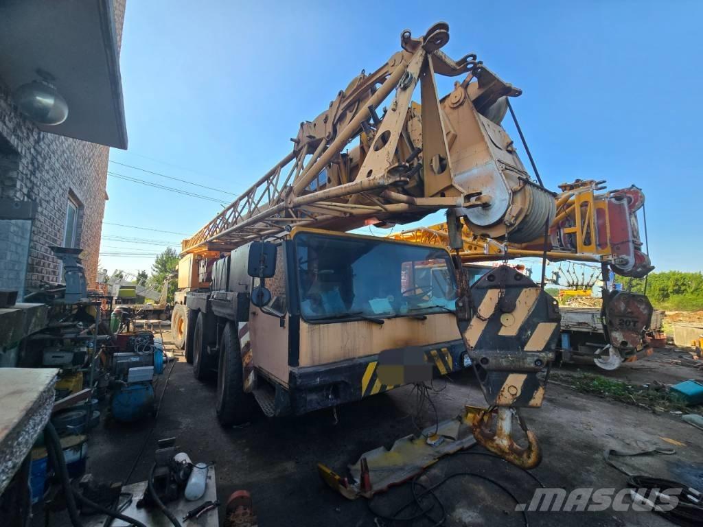 Liebherr LTM 1100-1 Gru per tutti i terreni