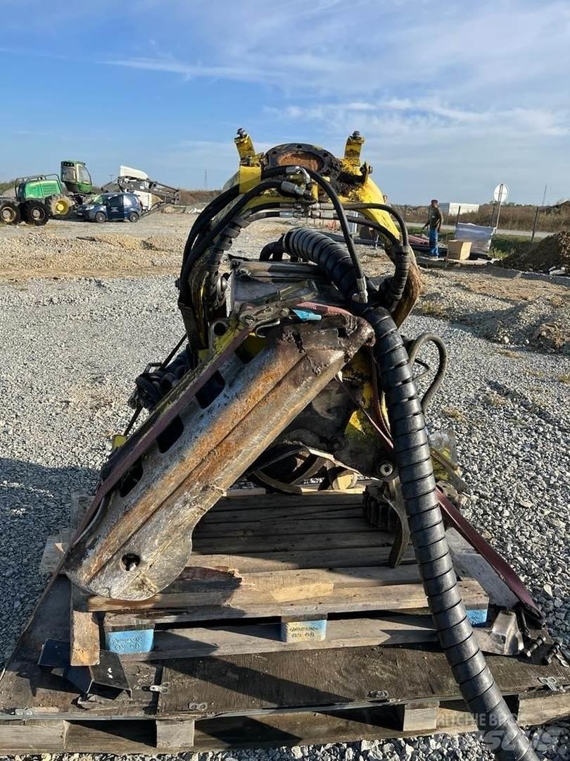 John Deere H414 Decespugliatrici e trinciatrici idrauliche
