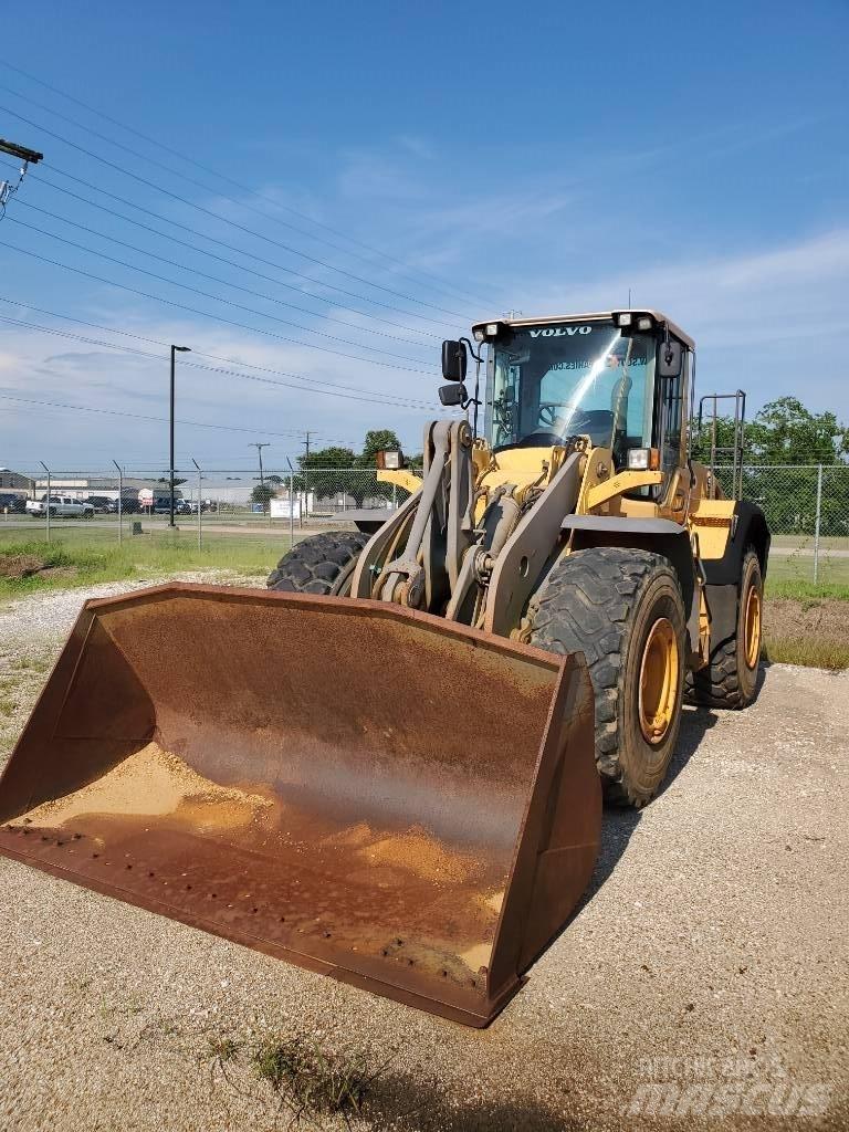 Volvo L 110 G Pale gommate