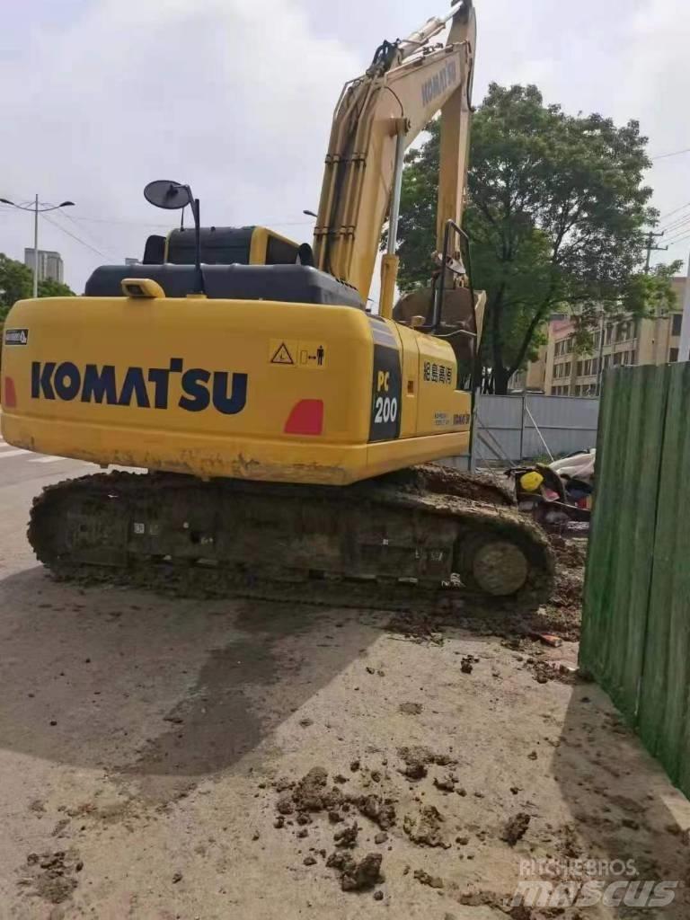 Komatsu pc200-8 Escavatori cingolati