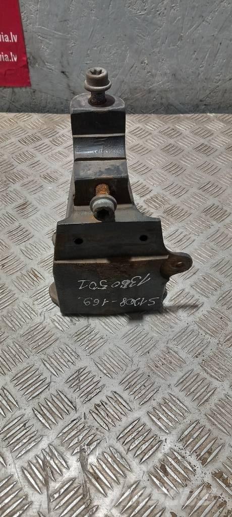 Scania 94 D.    1360501 Cabine e interni