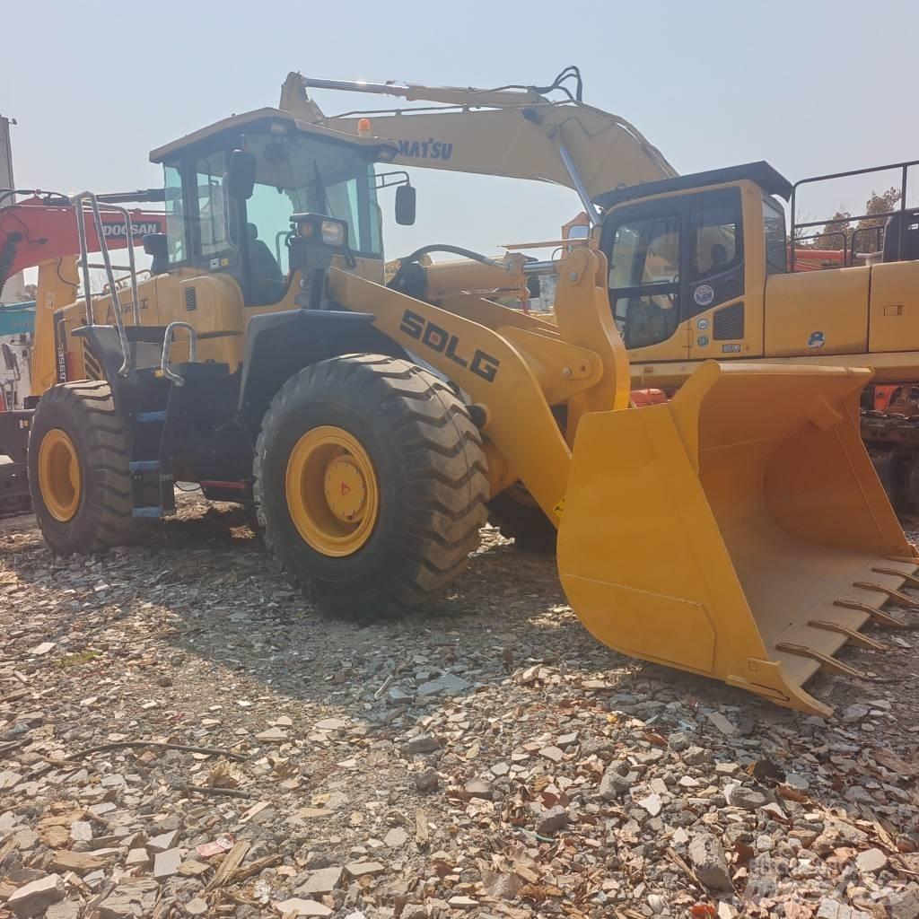 SDLG LG956L Pale gommate