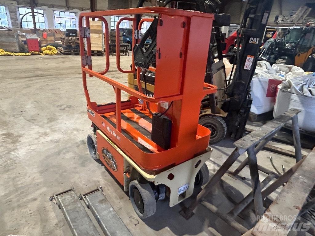 JLG 1230 ES Sollevatori verticali