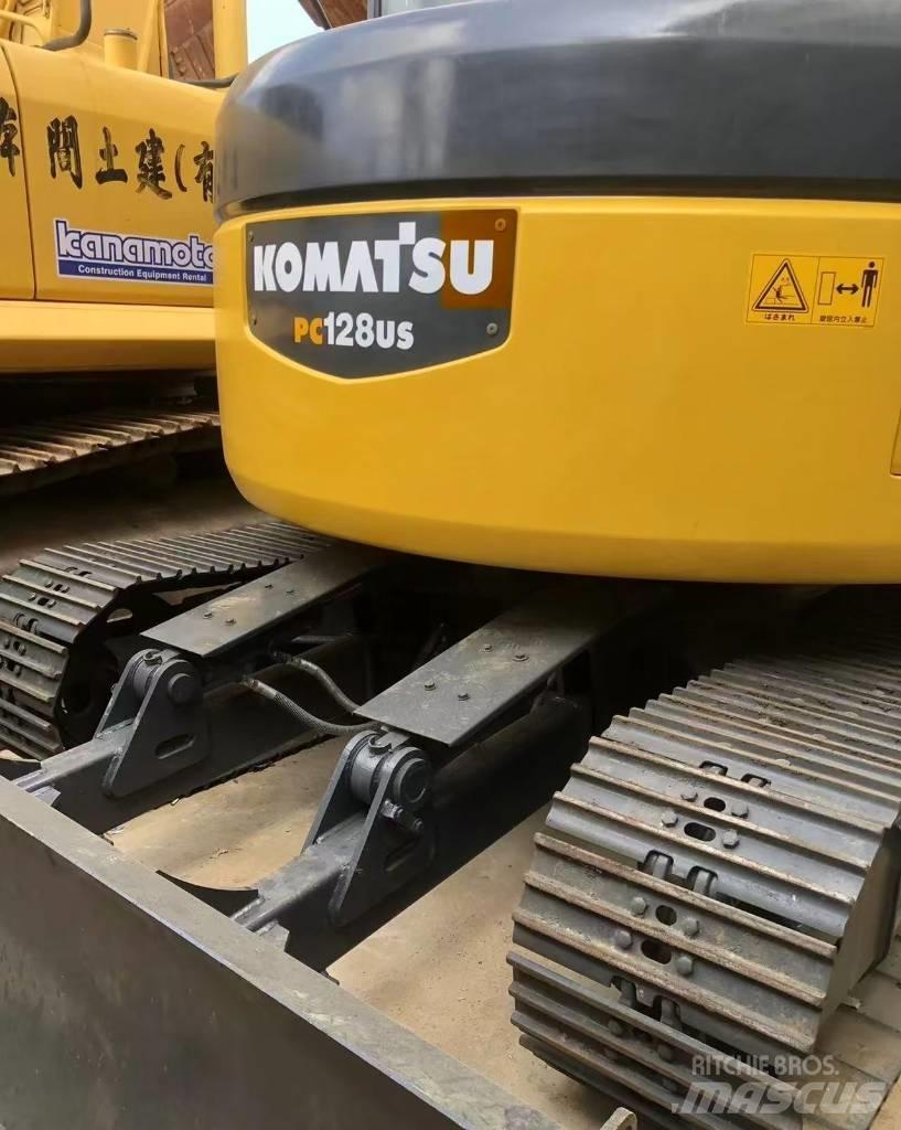 Komatsu 128 US Escavatori cingolati