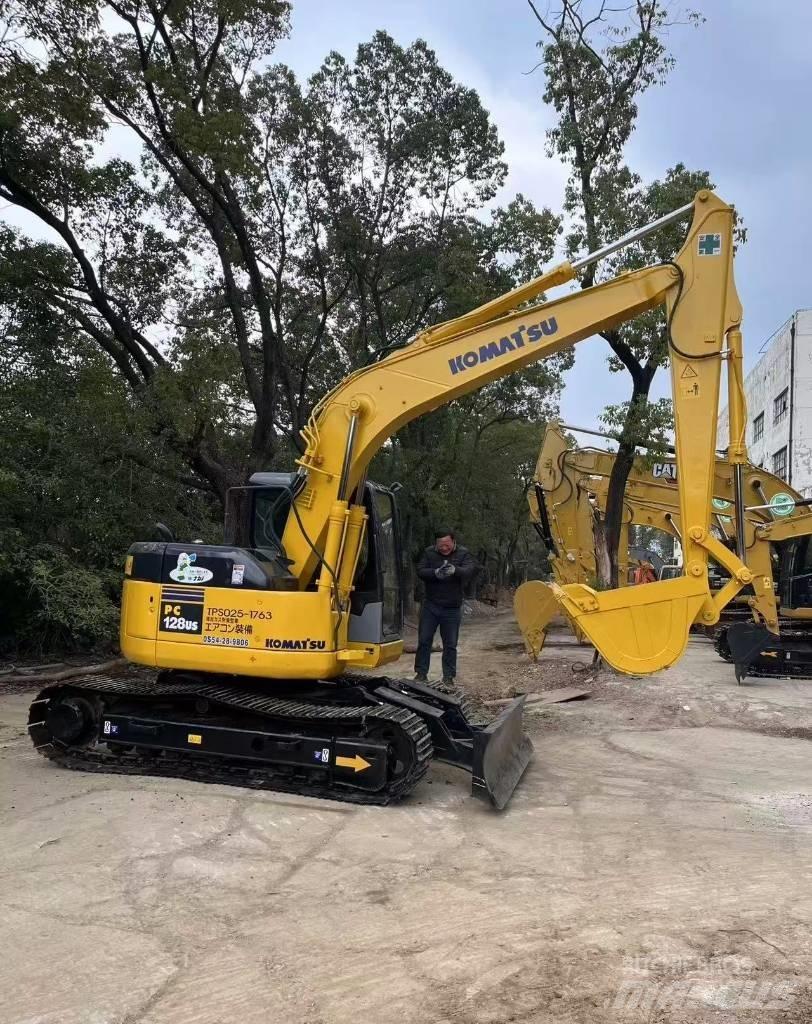 Komatsu 128 US Escavatori cingolati