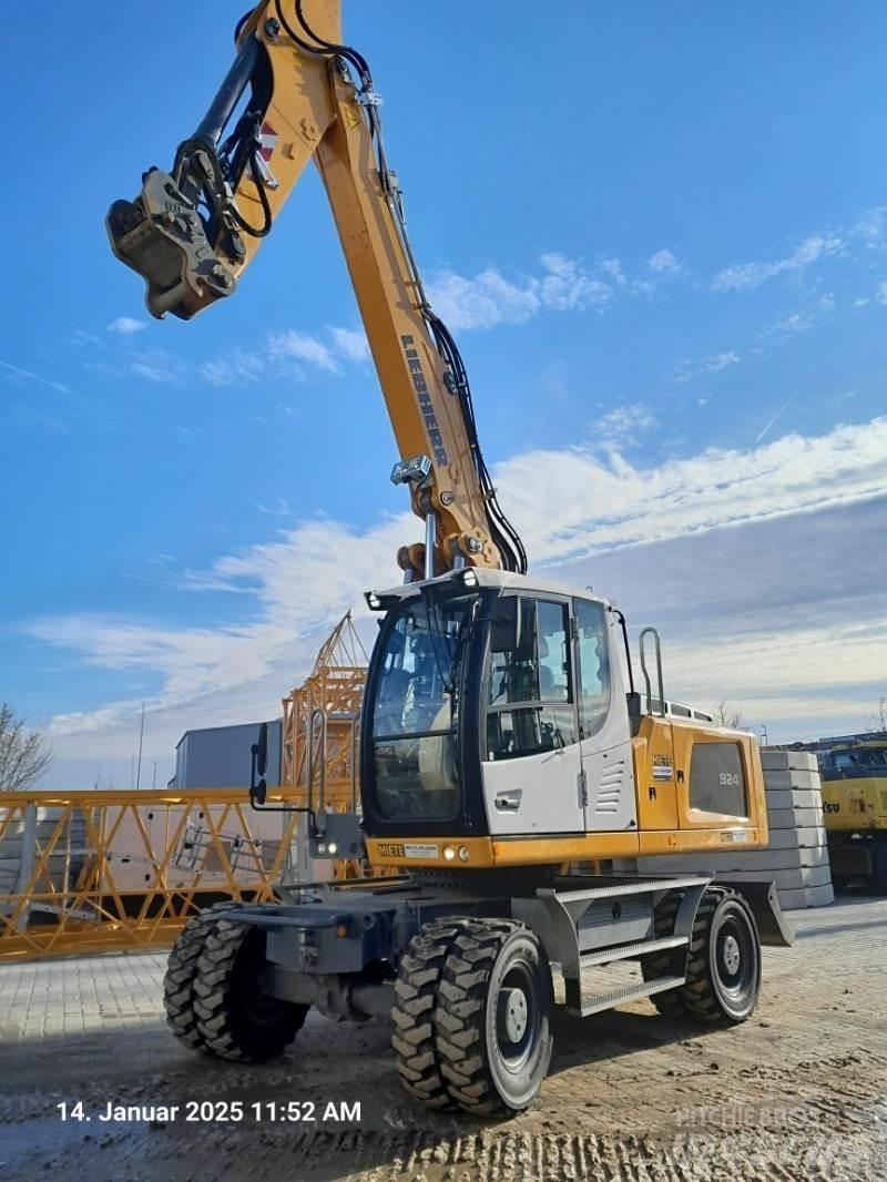 Liebherr A924 Escavatori gommati