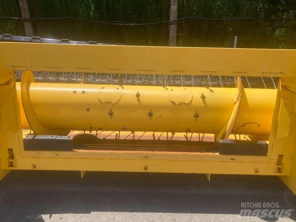 New Holland 790 CP Mietitrebbiatrici