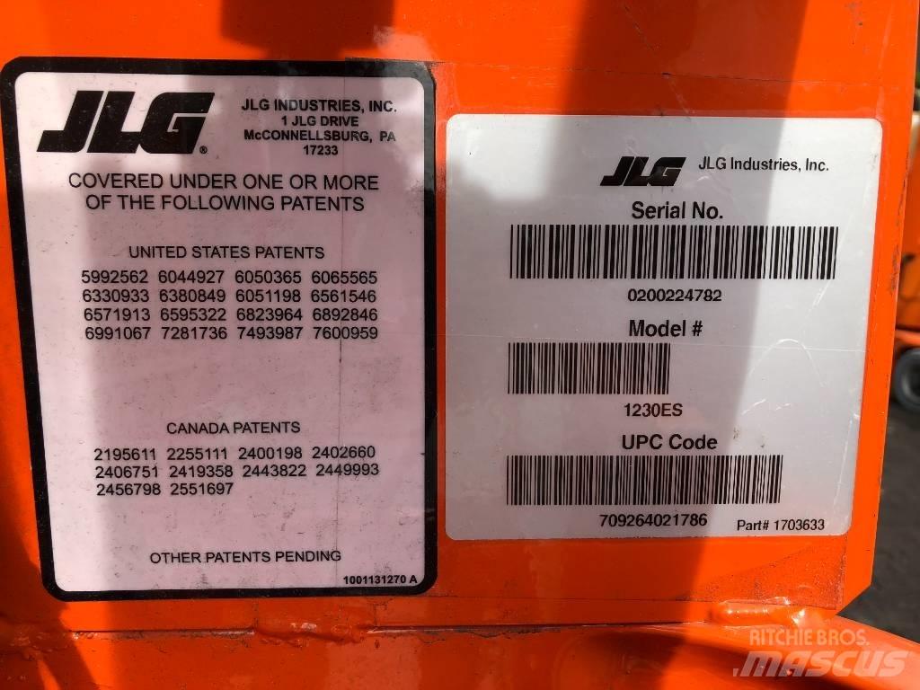 JLG 1230ES      V-3373 Sollevatori verticali
