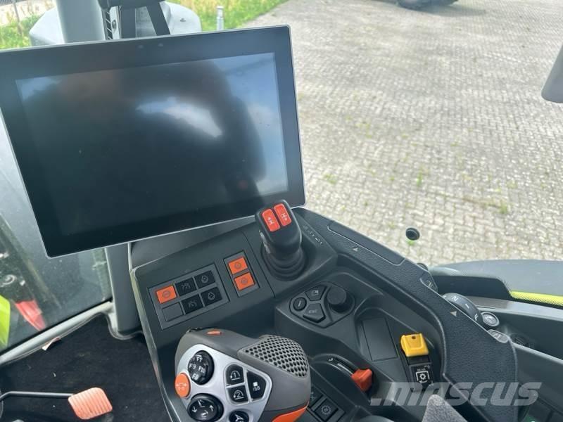 CLAAS Axion 960 Trattori